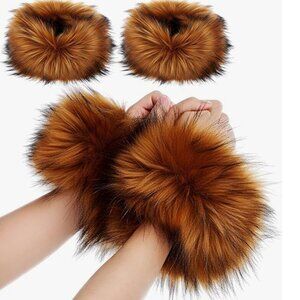2 Pairs Faux Fur Short Wrist Cuffs